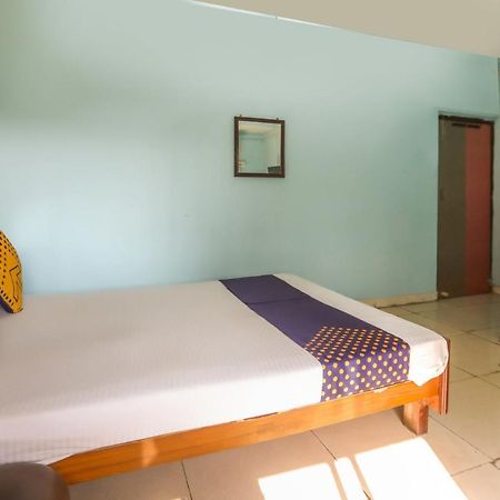 Spot On 10470 Hollywood Joka Hotel Bhasa Exterior photo
